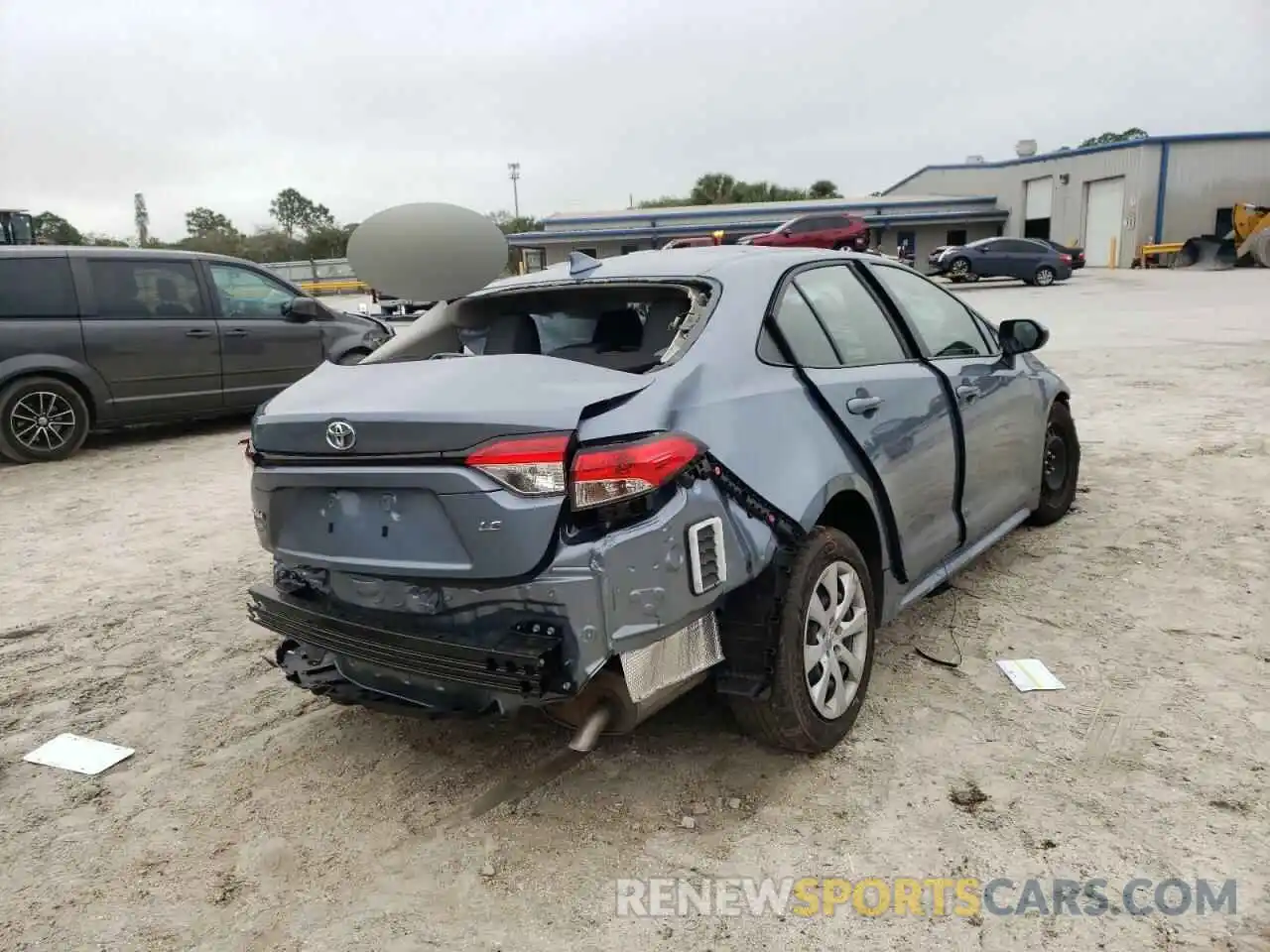 4 Photograph of a damaged car JTDEPMAE8MJ177348 TOYOTA COROLLA 2021