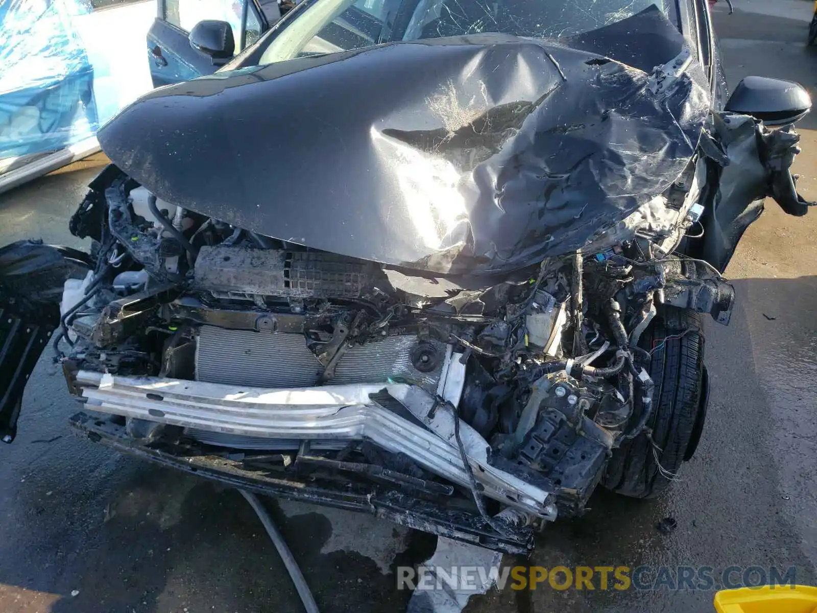 9 Photograph of a damaged car JTDEPMAE8MJ180072 TOYOTA COROLLA 2021