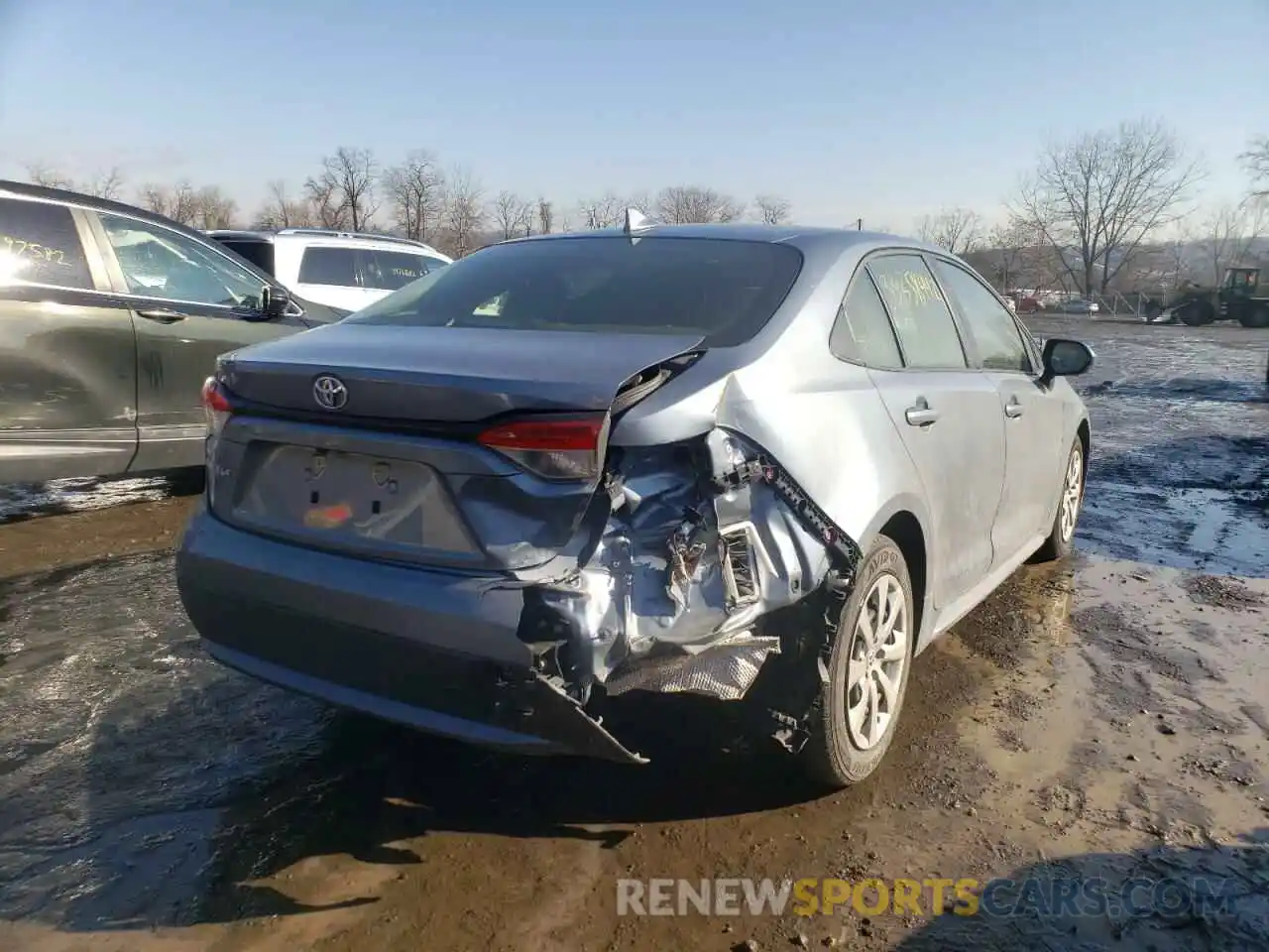 4 Photograph of a damaged car JTDEPMAE8MJ182243 TOYOTA COROLLA 2021