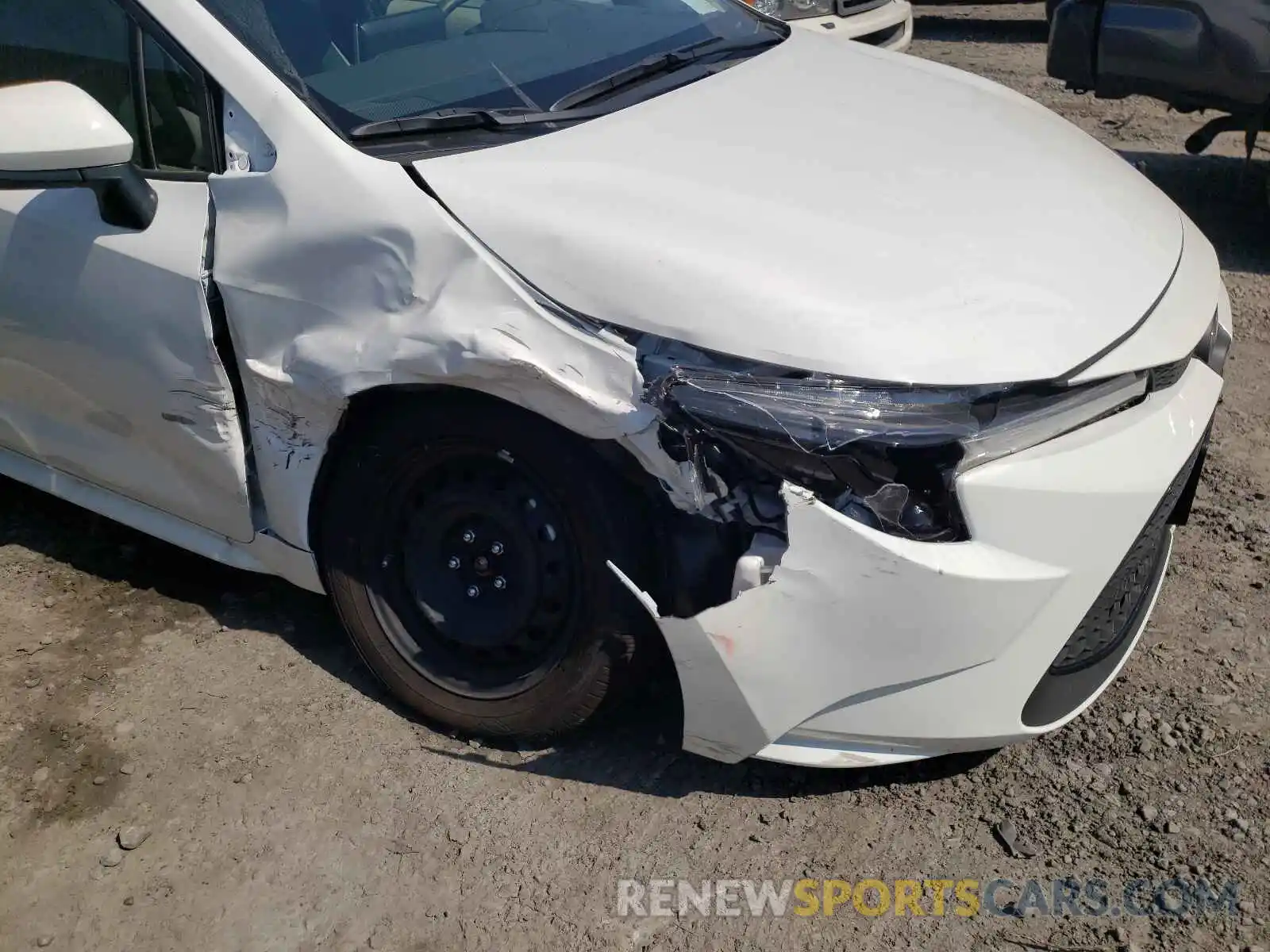 9 Photograph of a damaged car JTDEPMAE8MJ188964 TOYOTA COROLLA 2021