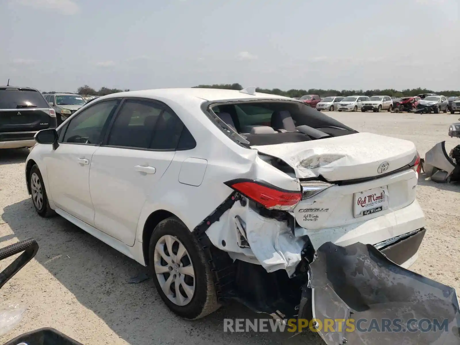 9 Photograph of a damaged car JTDEPMAE8MJ189032 TOYOTA COROLLA 2021