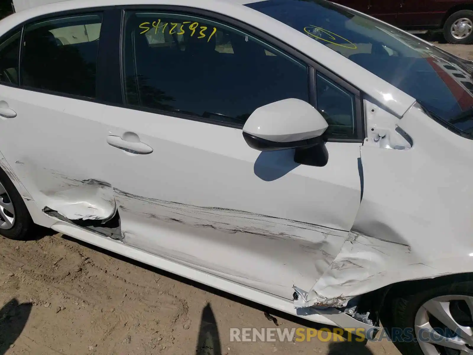 9 Photograph of a damaged car JTDEPMAE8MJ190018 TOYOTA COROLLA 2021