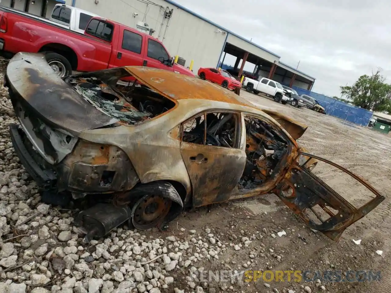 4 Photograph of a damaged car JTDEPMAE9MJ118342 TOYOTA COROLLA 2021