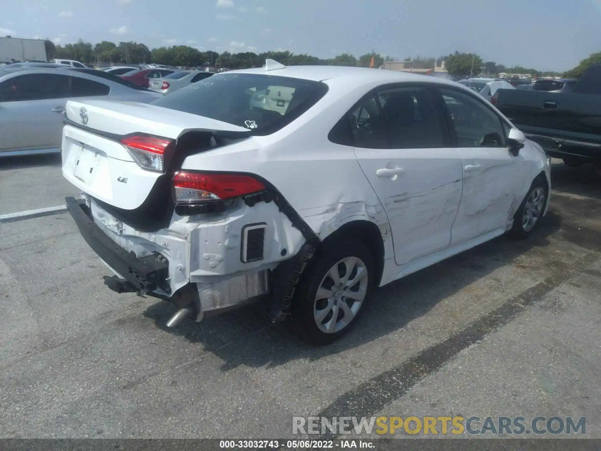 4 Photograph of a damaged car JTDEPMAE9MJ118860 TOYOTA COROLLA 2021