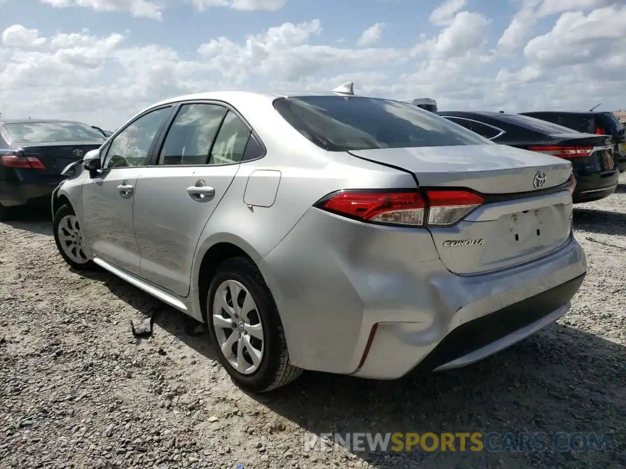 3 Photograph of a damaged car JTDEPMAE9MJ121581 TOYOTA COROLLA 2021