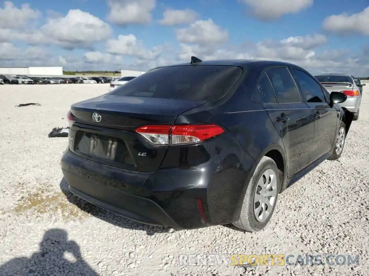 4 Photograph of a damaged car JTDEPMAE9MJ125873 TOYOTA COROLLA 2021