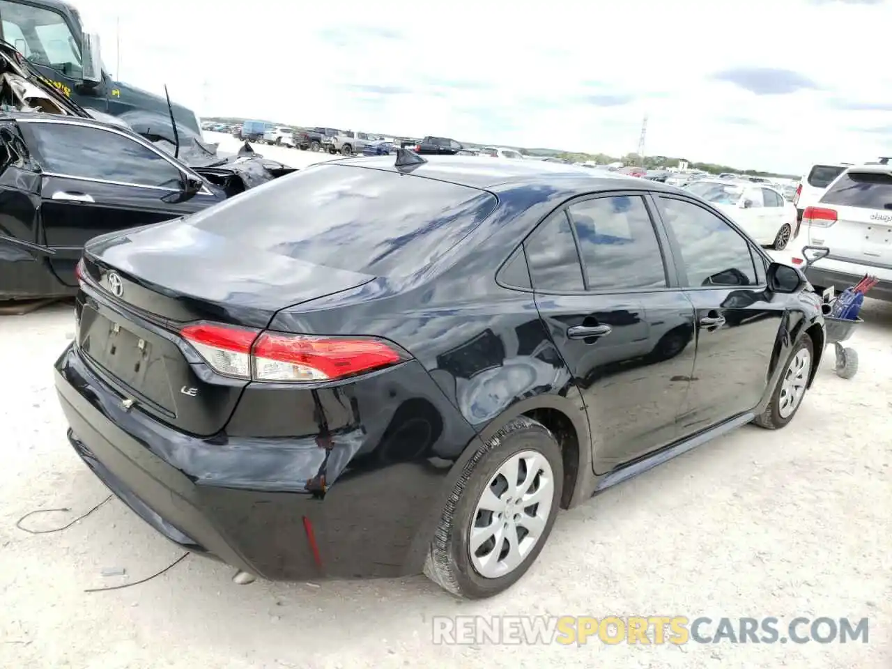 4 Photograph of a damaged car JTDEPMAE9MJ127347 TOYOTA COROLLA 2021