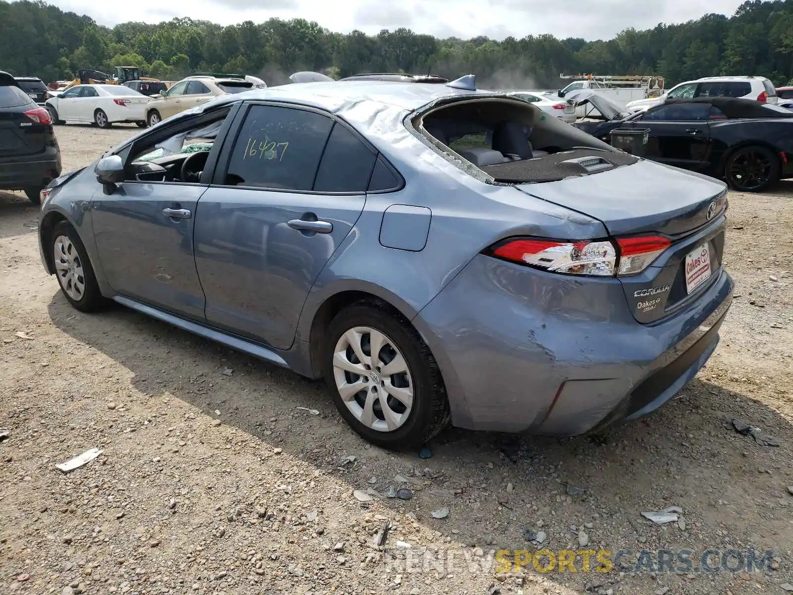 3 Photograph of a damaged car JTDEPMAE9MJ127526 TOYOTA COROLLA 2021