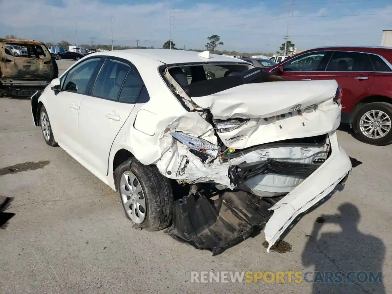 3 Photograph of a damaged car JTDEPMAE9MJ135237 TOYOTA COROLLA 2021