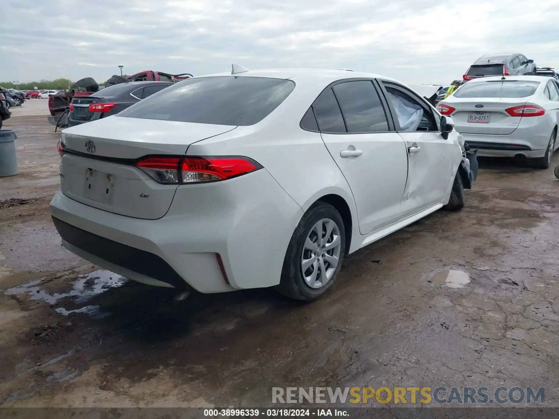 4 Photograph of a damaged car JTDEPMAE9MJ145234 TOYOTA COROLLA 2021