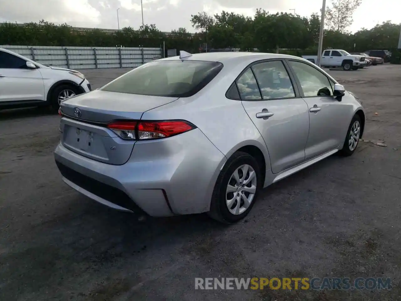 4 Photograph of a damaged car JTDEPMAE9MJ147873 TOYOTA COROLLA 2021