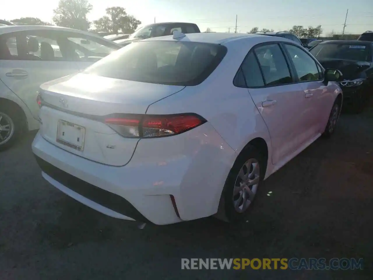 4 Photograph of a damaged car JTDEPMAE9MJ158694 TOYOTA COROLLA 2021