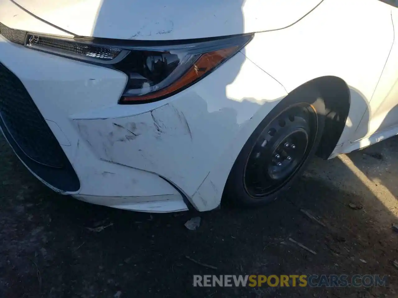 9 Photograph of a damaged car JTDEPMAE9MJ158694 TOYOTA COROLLA 2021