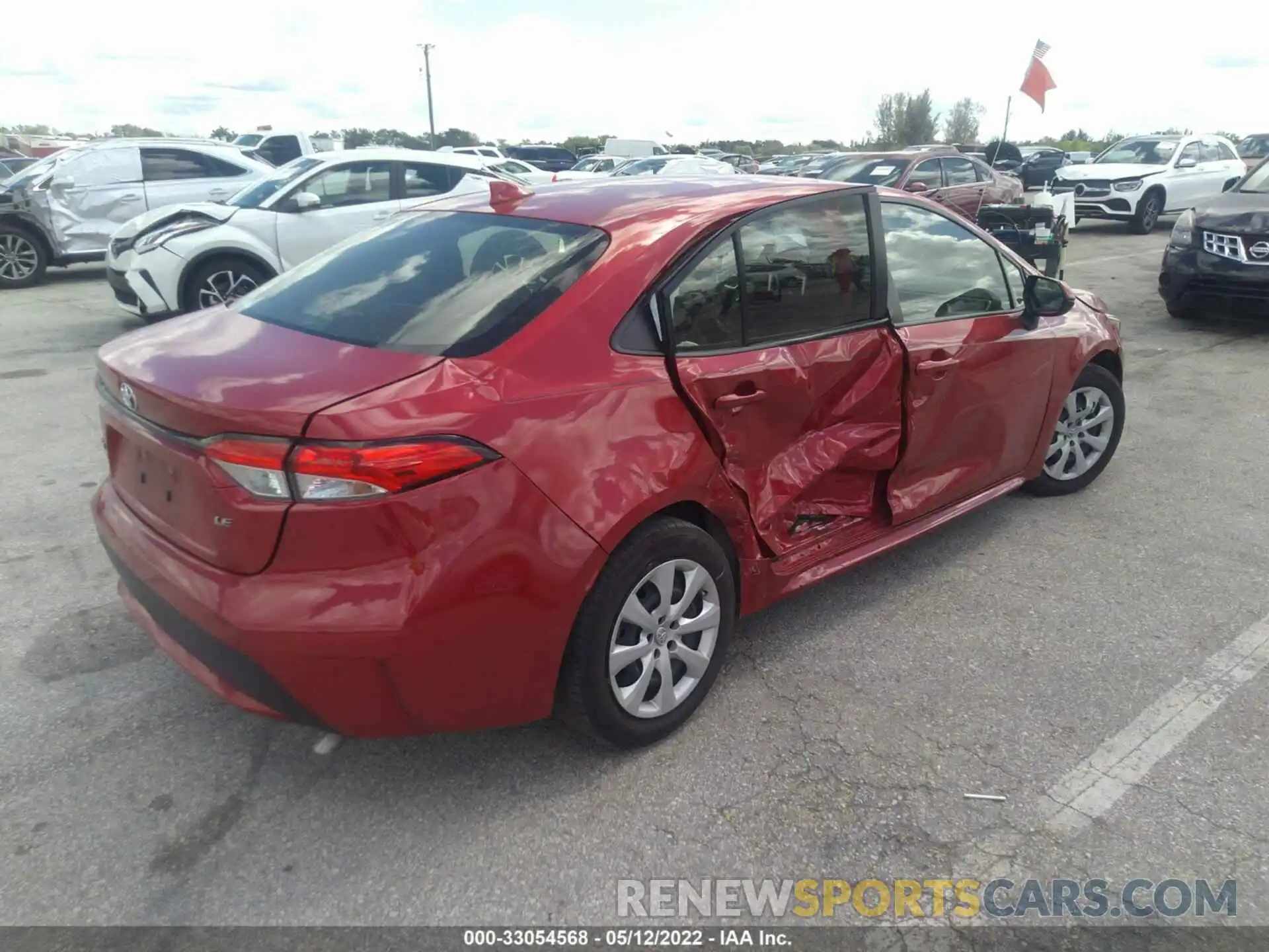 4 Photograph of a damaged car JTDEPMAE9MJ172322 TOYOTA COROLLA 2021