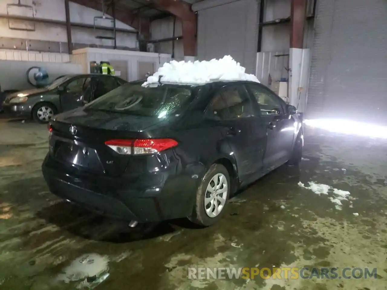 4 Photograph of a damaged car JTDEPMAE9MJ172840 TOYOTA COROLLA 2021