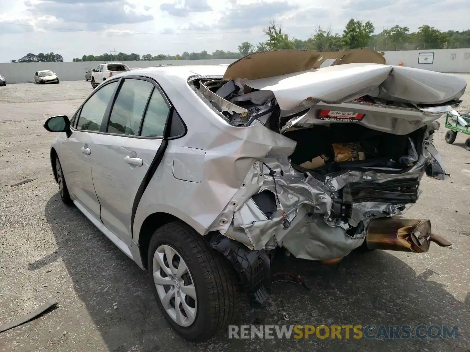 3 Photograph of a damaged car JTDEPMAE9MJ176368 TOYOTA COROLLA 2021