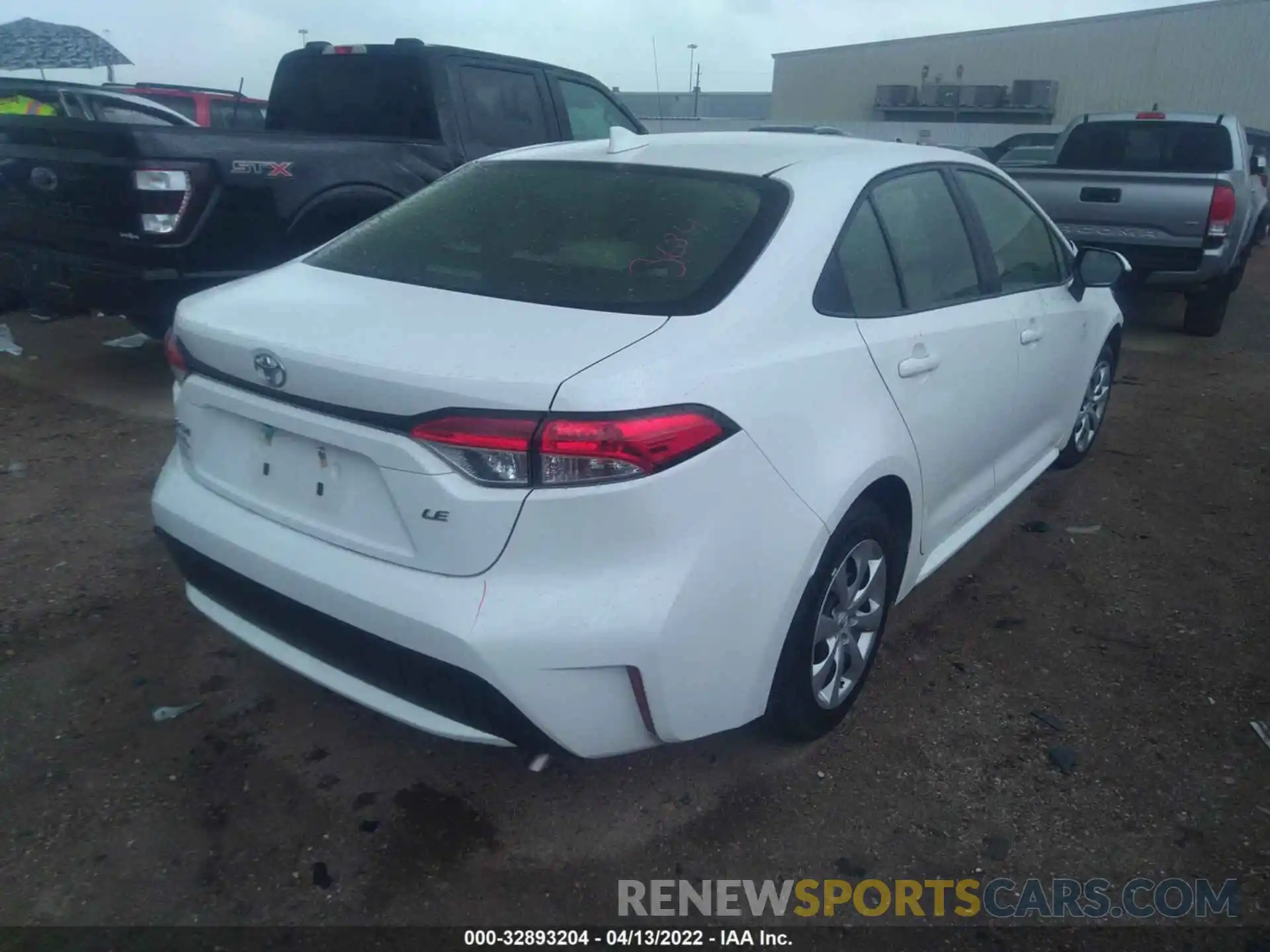 4 Photograph of a damaged car JTDEPMAE9MJ176399 TOYOTA COROLLA 2021