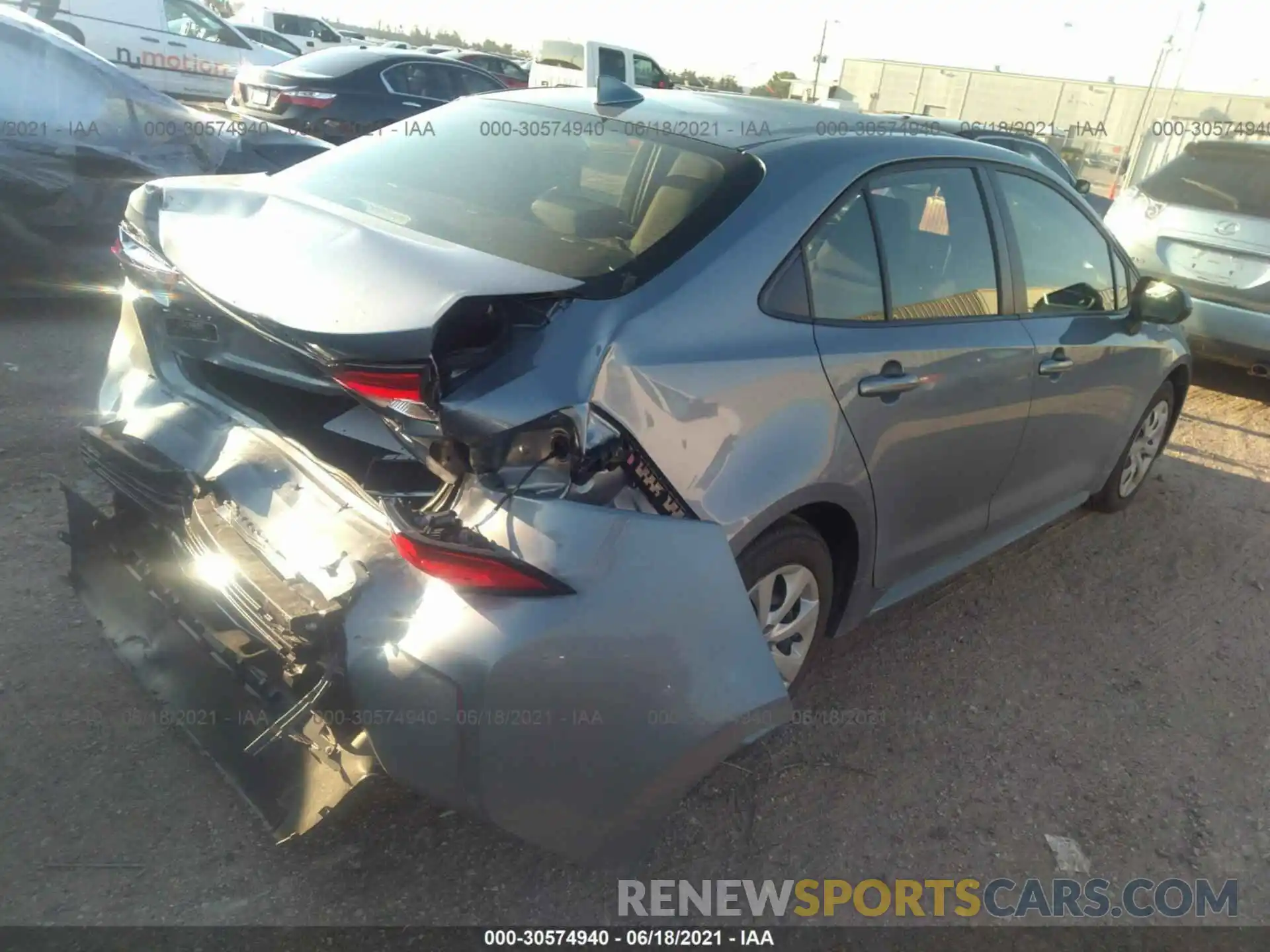 4 Photograph of a damaged car JTDEPMAE9MJ179528 TOYOTA COROLLA 2021