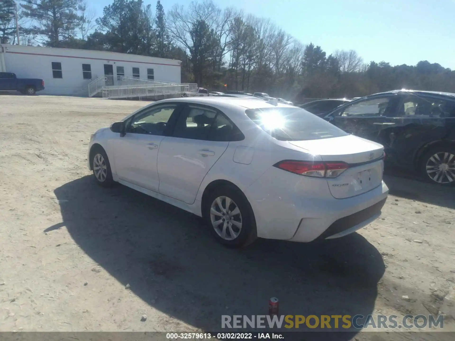 3 Photograph of a damaged car JTDEPMAE9MJ180436 TOYOTA COROLLA 2021