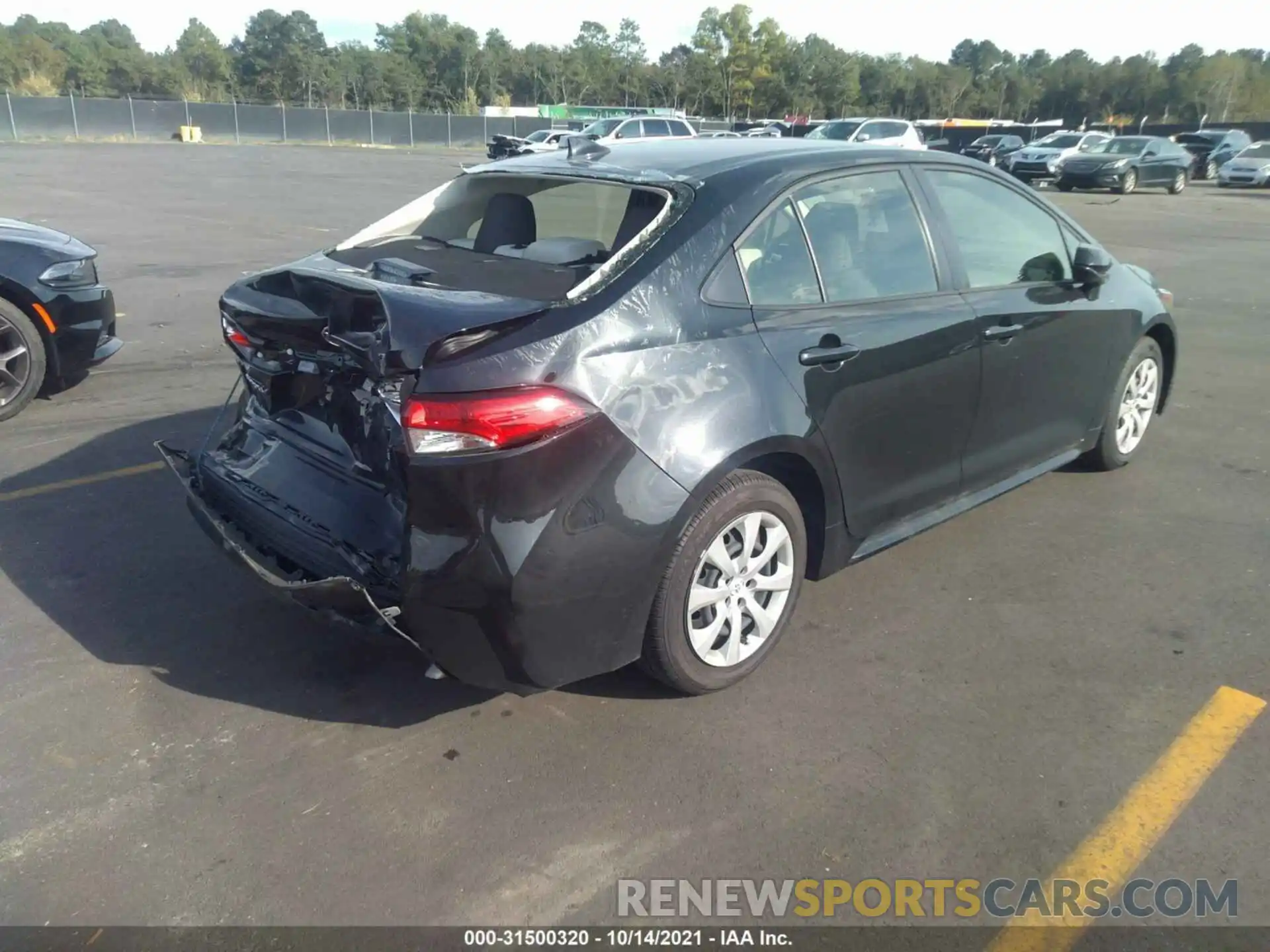 4 Photograph of a damaged car JTDEPMAE9MJ182090 TOYOTA COROLLA 2021