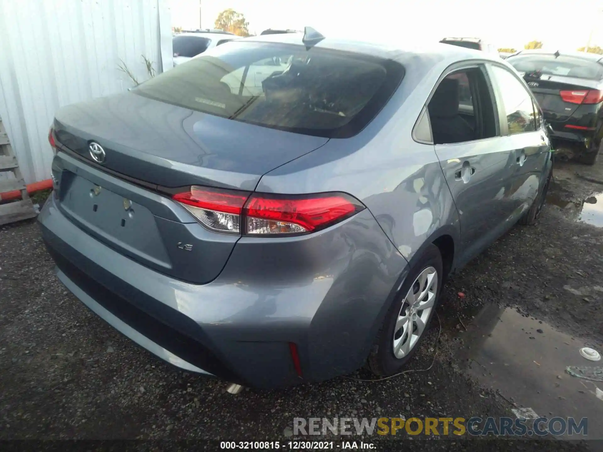 4 Photograph of a damaged car JTDEPMAE9MJ185183 TOYOTA COROLLA 2021