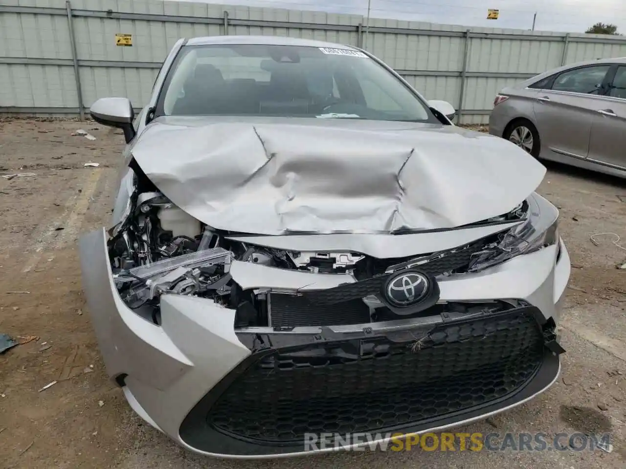 9 Photograph of a damaged car JTDEPMAE9MJ188228 TOYOTA COROLLA 2021