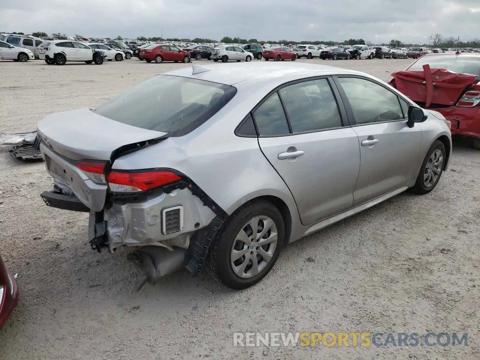 4 Photograph of a damaged car JTDEPMAEXMJ118270 TOYOTA COROLLA 2021