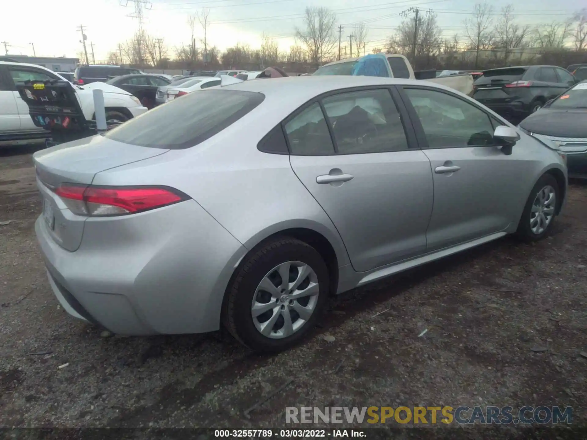 4 Photograph of a damaged car JTDEPMAEXMJ149146 TOYOTA COROLLA 2021