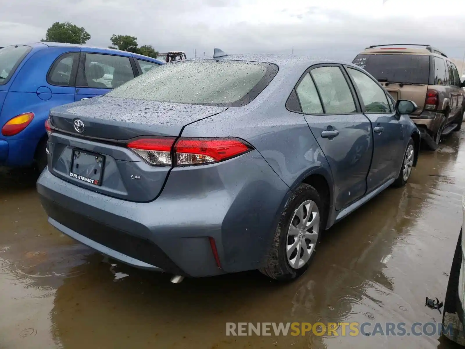 4 Photograph of a damaged car JTDEPMAEXMJ167890 TOYOTA COROLLA 2021