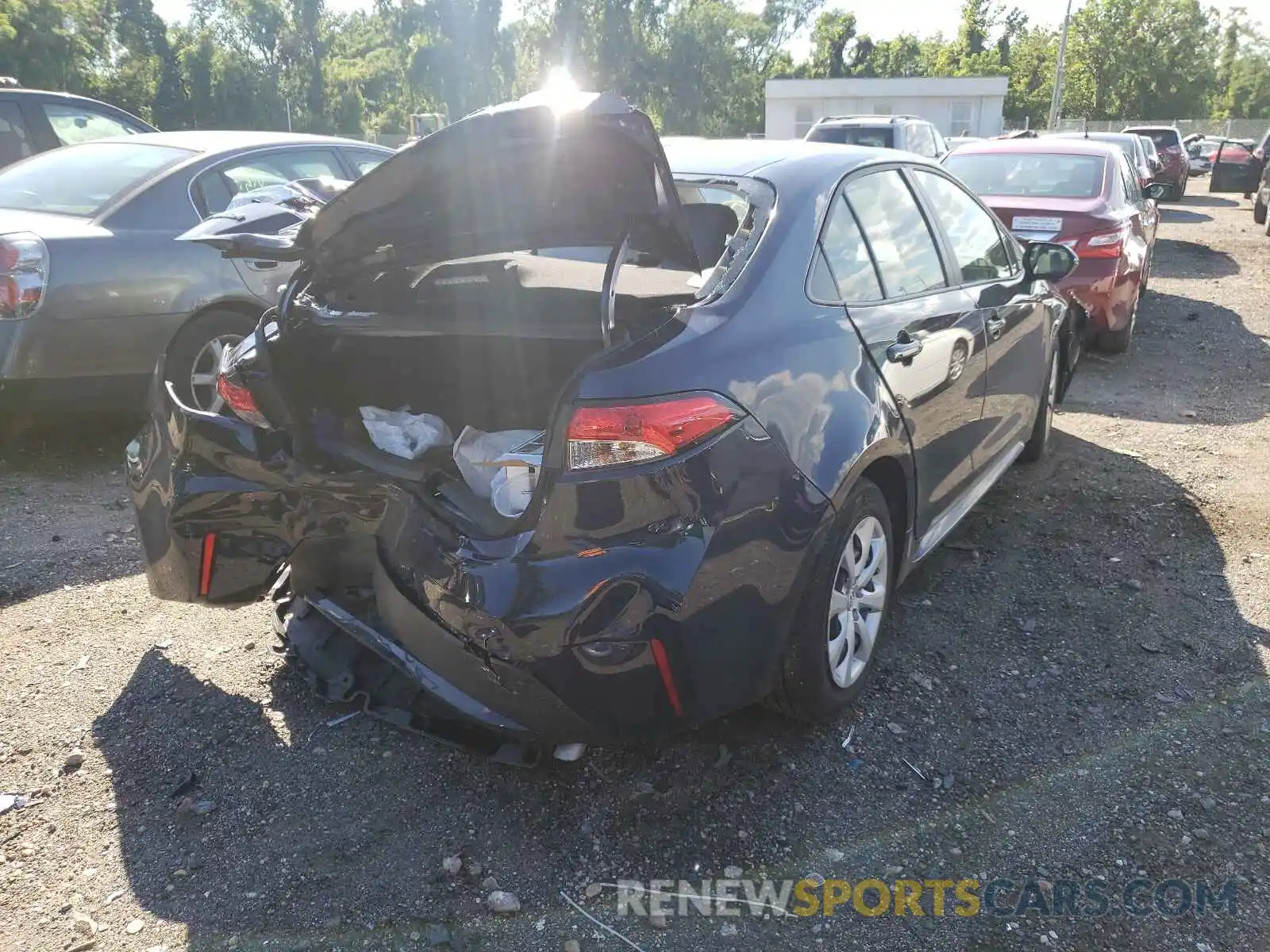 4 Photograph of a damaged car JTDEPMAEXMJ171549 TOYOTA COROLLA 2021