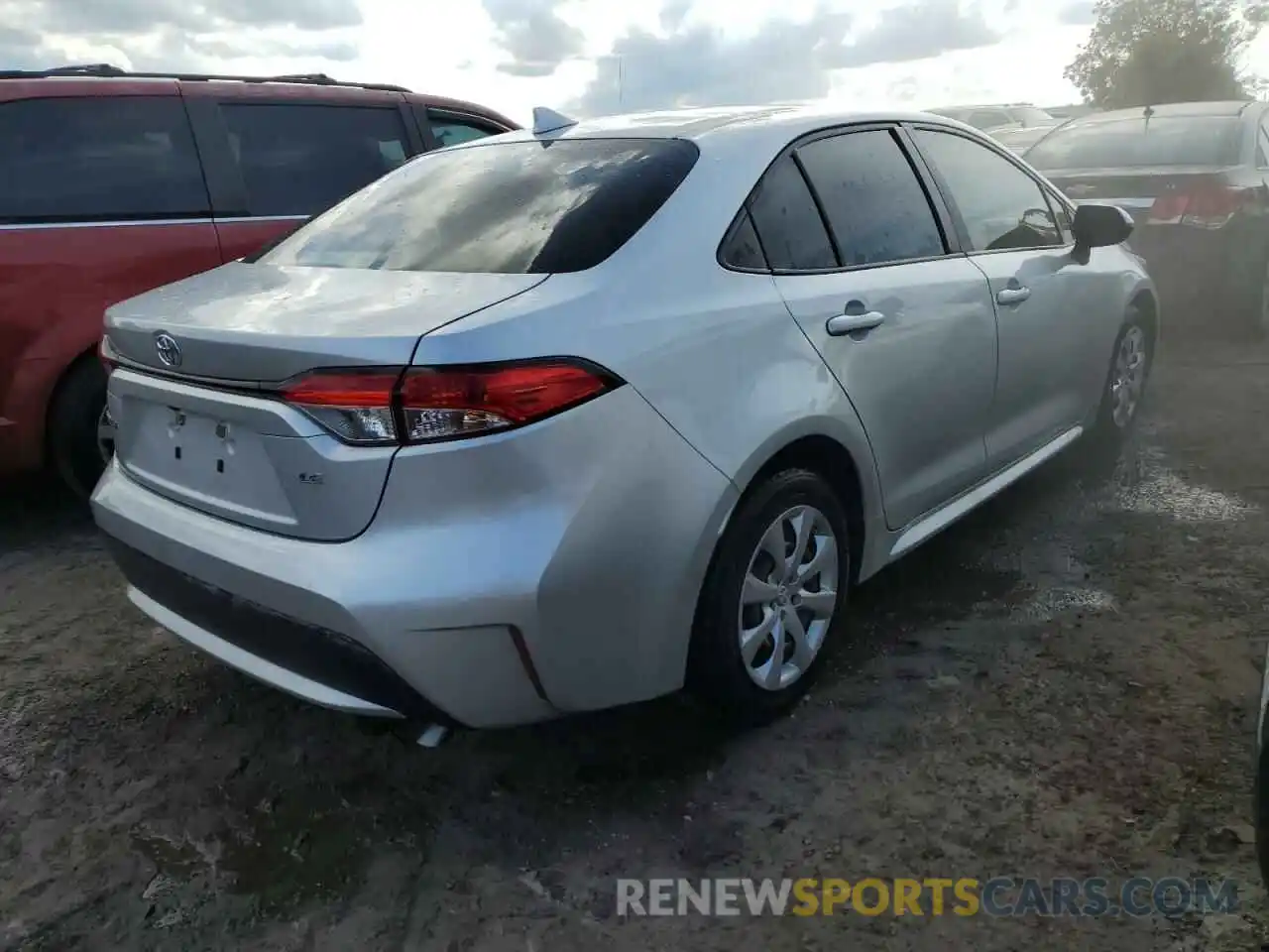 4 Photograph of a damaged car JTDEPMAEXMJ181546 TOYOTA COROLLA 2021