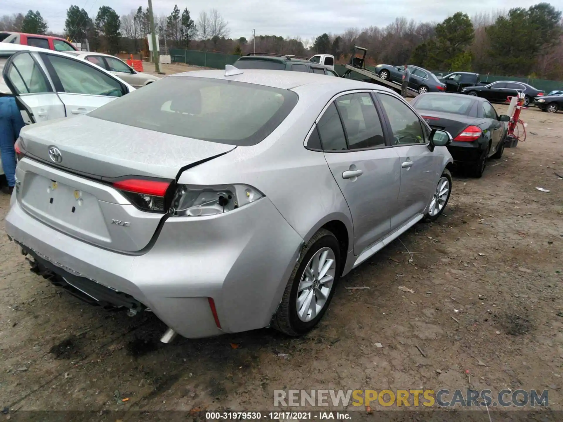 4 Photograph of a damaged car JTDFPMAE7MJ159637 TOYOTA COROLLA 2021