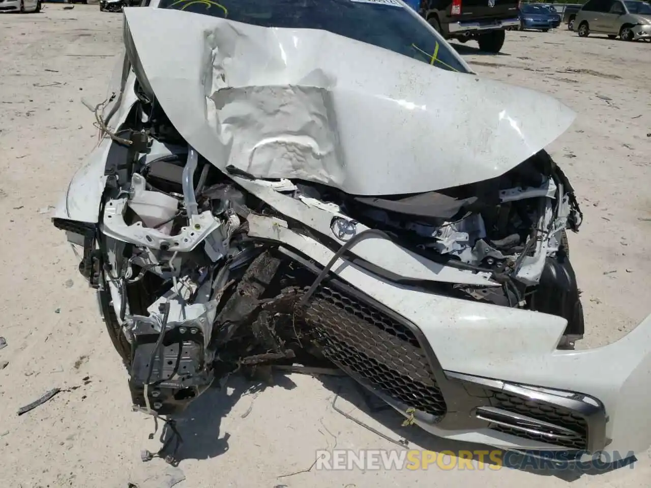 9 Photograph of a damaged car JTDM4MCE2MJ058180 TOYOTA COROLLA 2021