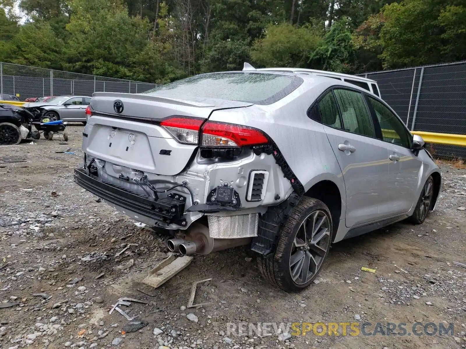 4 Photograph of a damaged car JTDP4MCE9MJ057461 TOYOTA COROLLA 2021