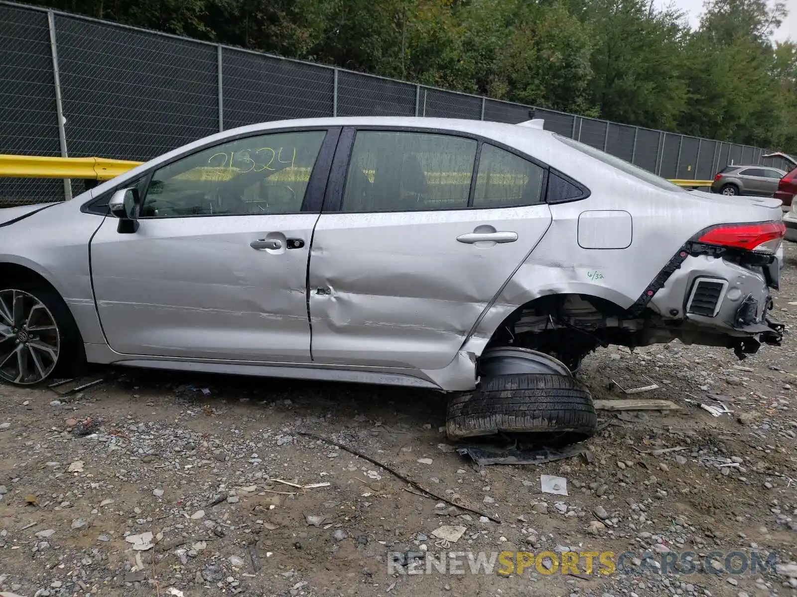 9 Photograph of a damaged car JTDP4MCE9MJ057461 TOYOTA COROLLA 2021