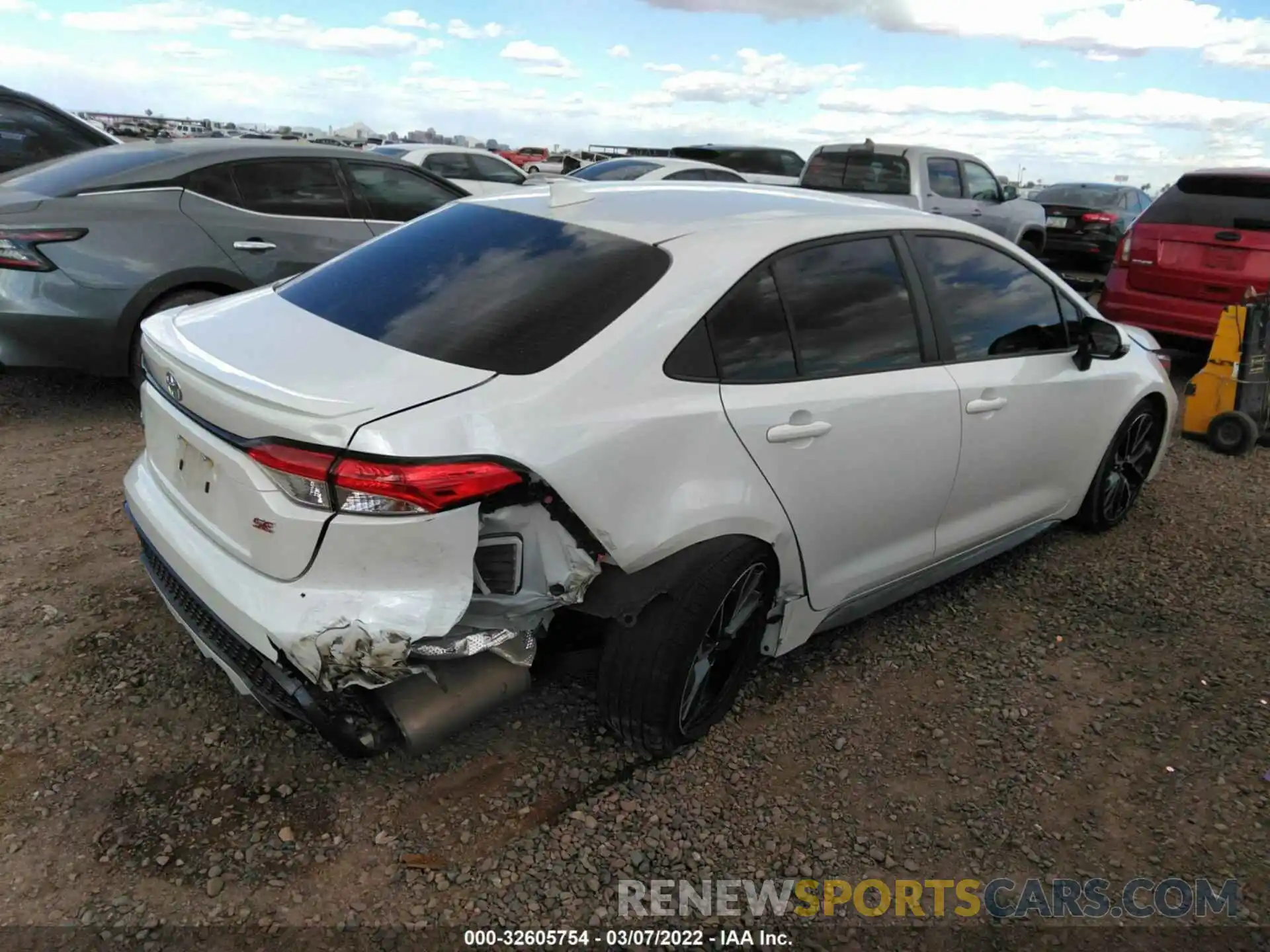 4 Photograph of a damaged car JTDS4MCE0MJ069234 TOYOTA COROLLA 2021