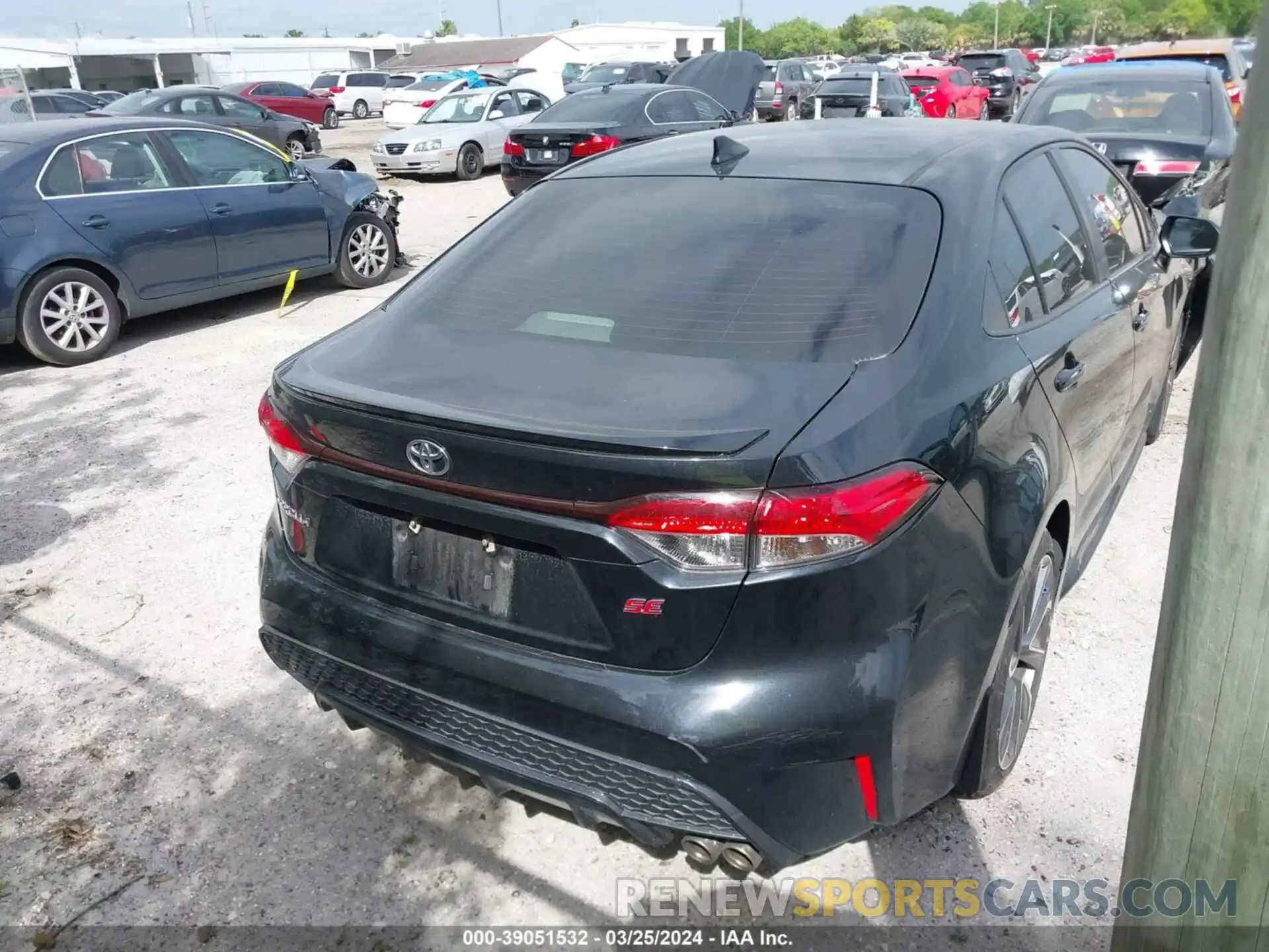 17 Photograph of a damaged car JTDS4MCE1MJ057156 TOYOTA COROLLA 2021