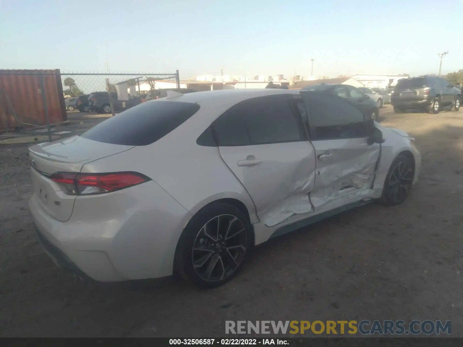 4 Photograph of a damaged car JTDS4MCE1MJ064835 TOYOTA COROLLA 2021