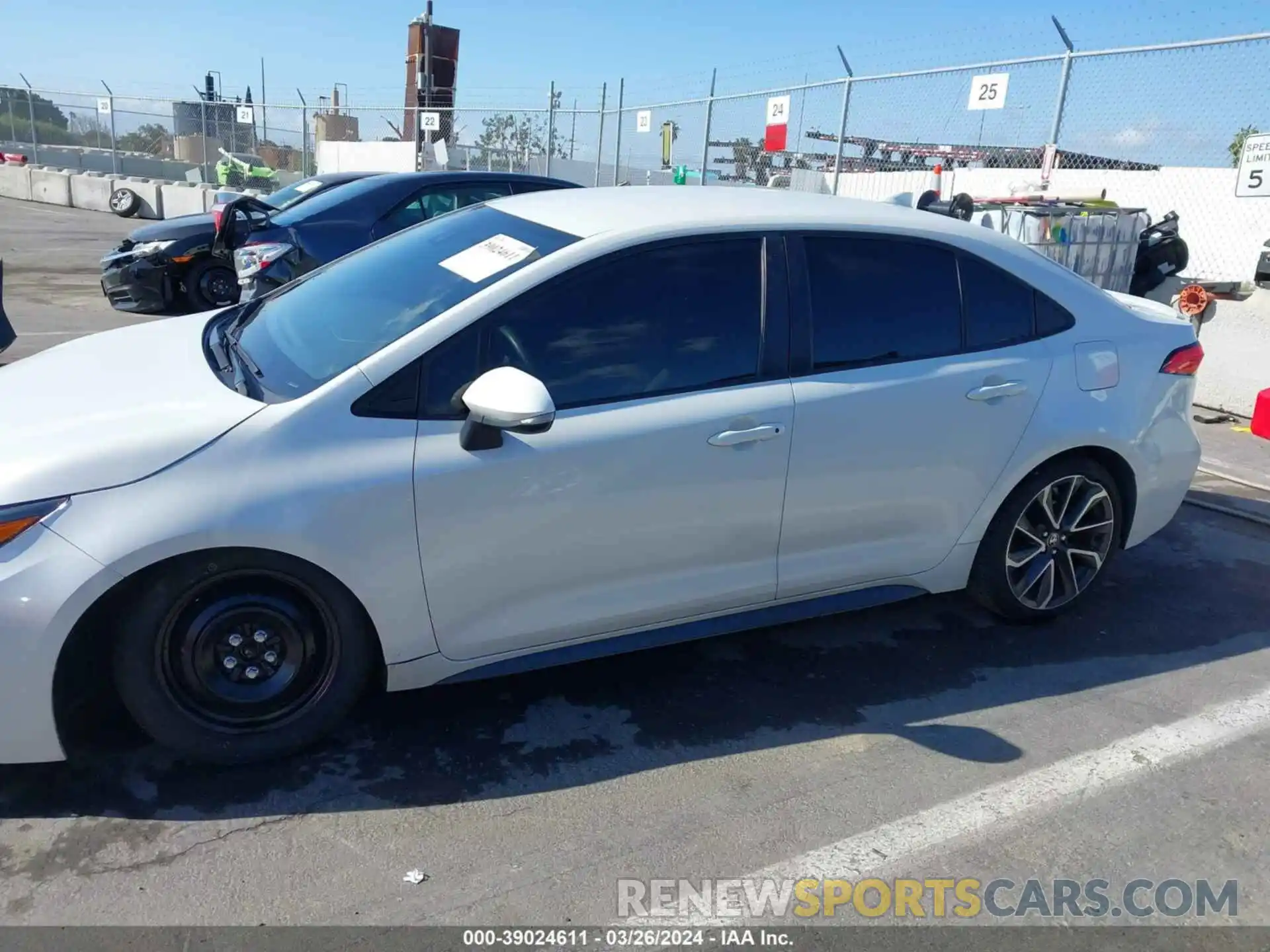 14 Photograph of a damaged car JTDS4MCE1MJ069372 TOYOTA COROLLA 2021