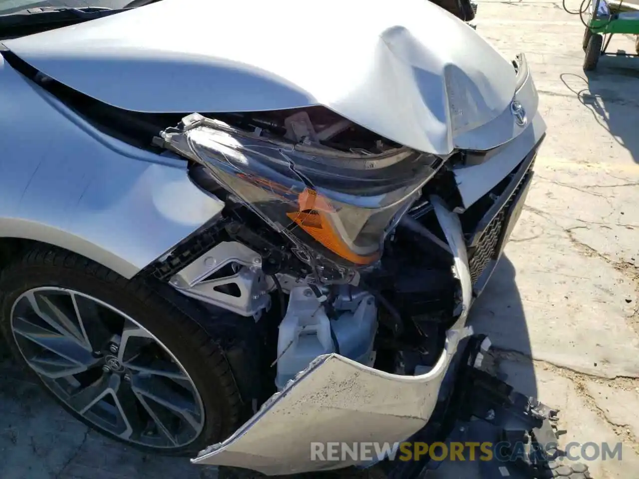 9 Photograph of a damaged car JTDS4MCE5MJ076518 TOYOTA COROLLA 2021