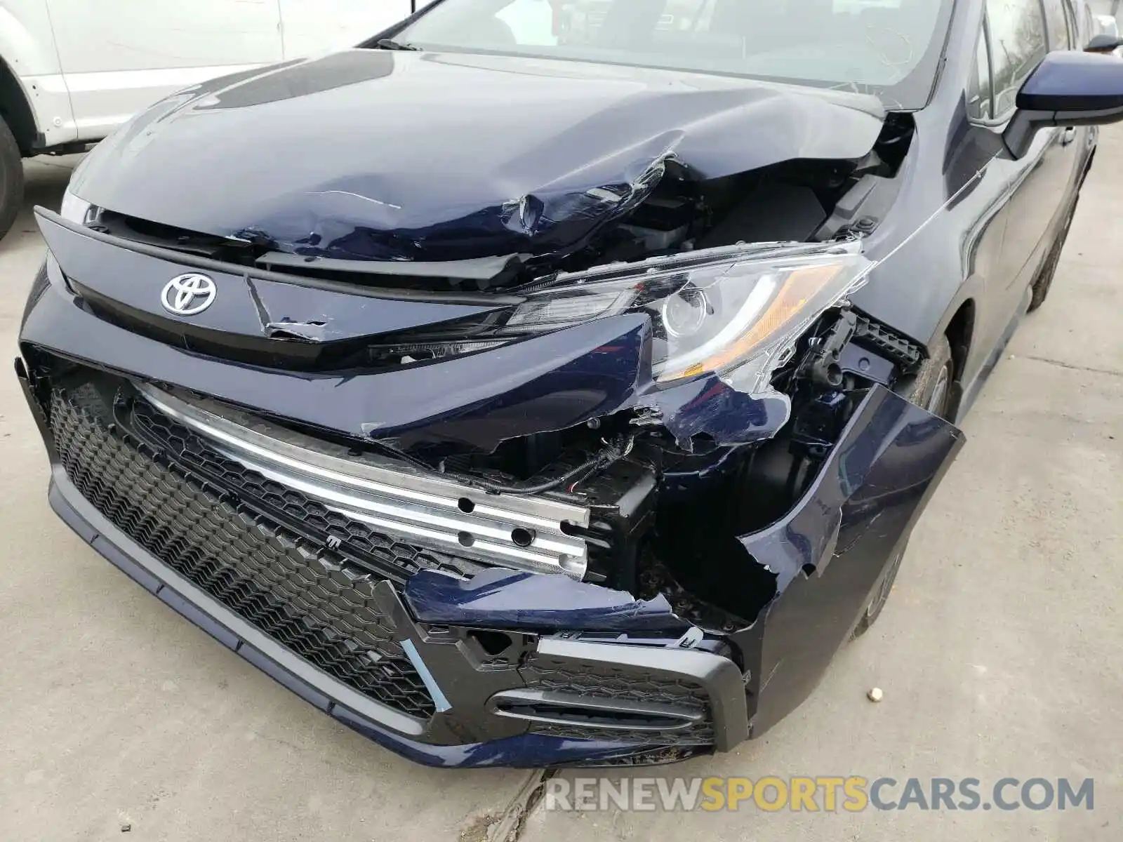 9 Photograph of a damaged car JTDS4MCE6MJ058769 TOYOTA COROLLA 2021