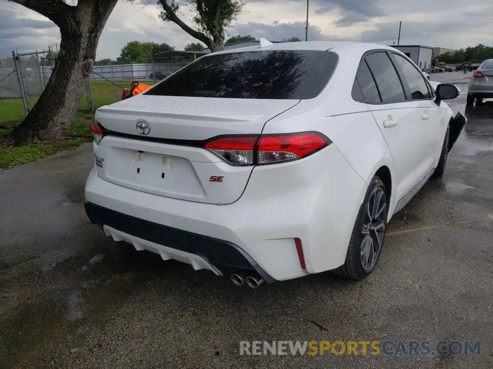 4 Photograph of a damaged car JTDS4MCE6MJ080383 TOYOTA COROLLA 2021