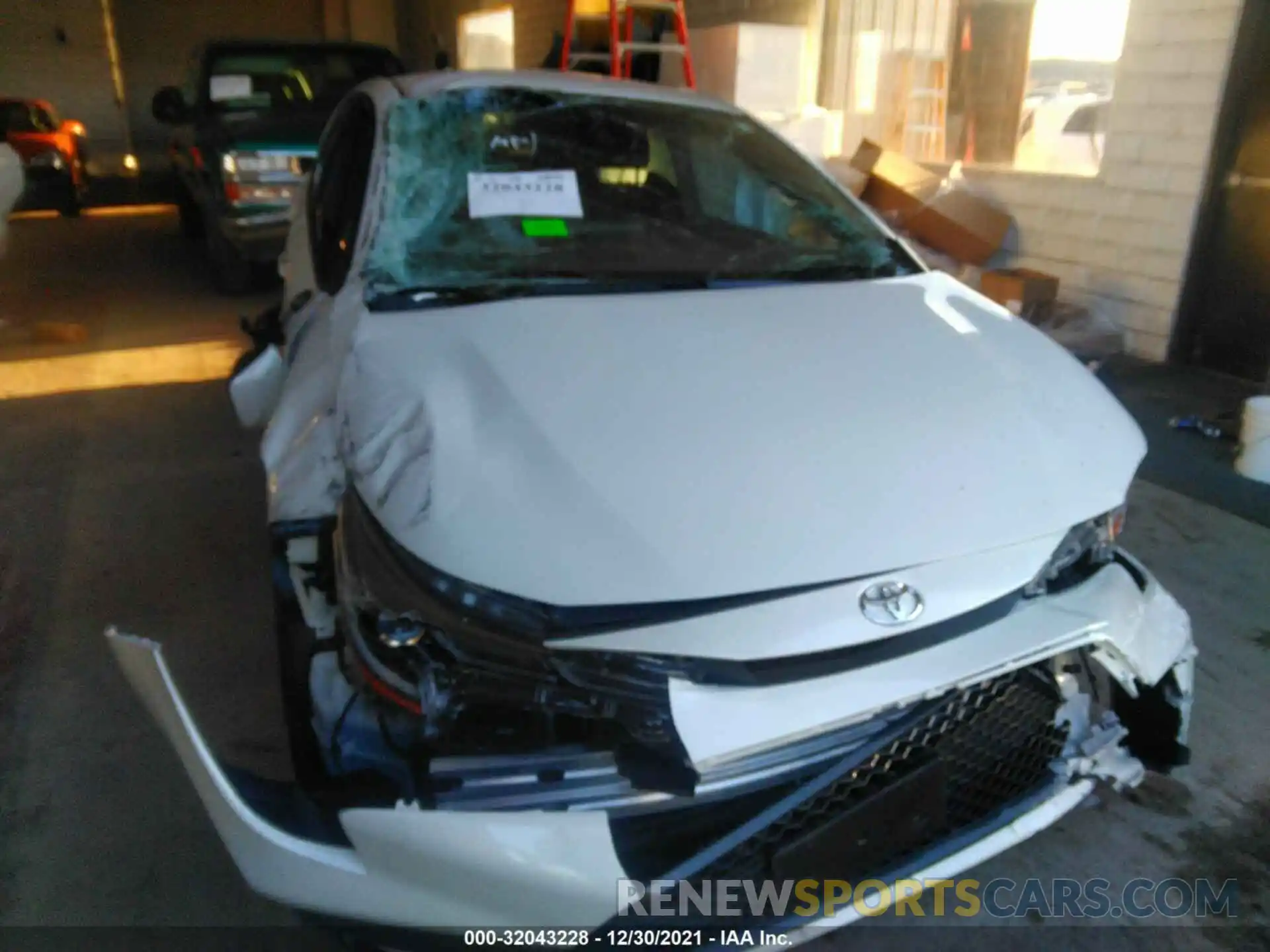 6 Photograph of a damaged car JTDS4MCE7MJ062569 TOYOTA COROLLA 2021