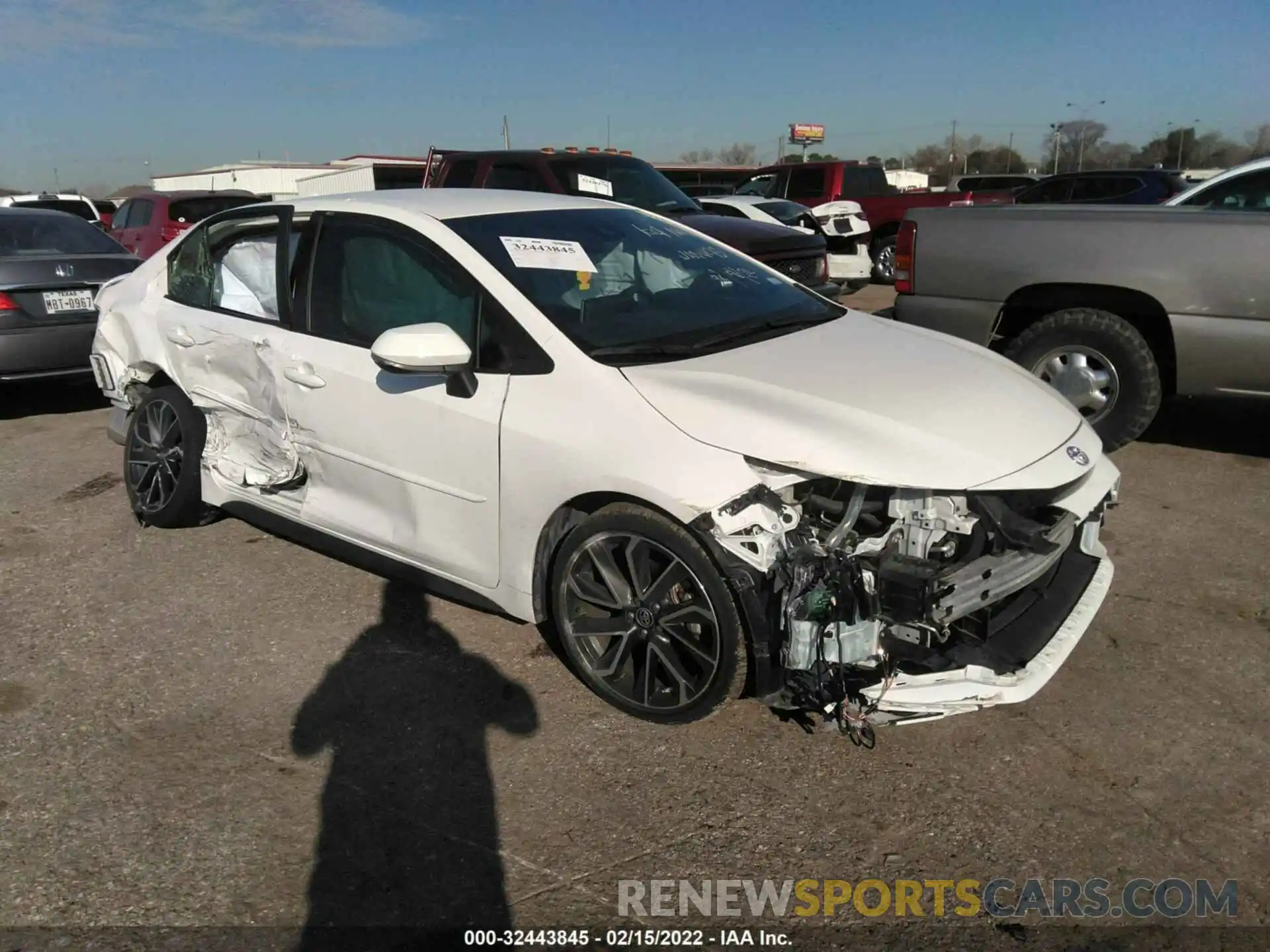 1 Photograph of a damaged car JTDS4MCE7MJ064273 TOYOTA COROLLA 2021