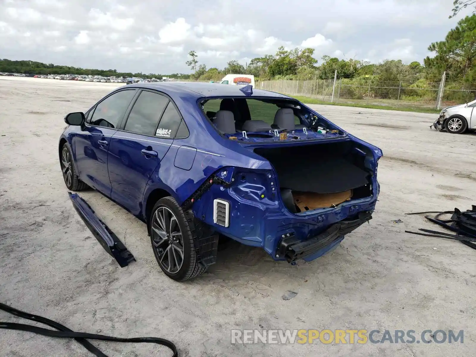 9 Photograph of a damaged car JTDS4MCE7MJ073703 TOYOTA COROLLA 2021