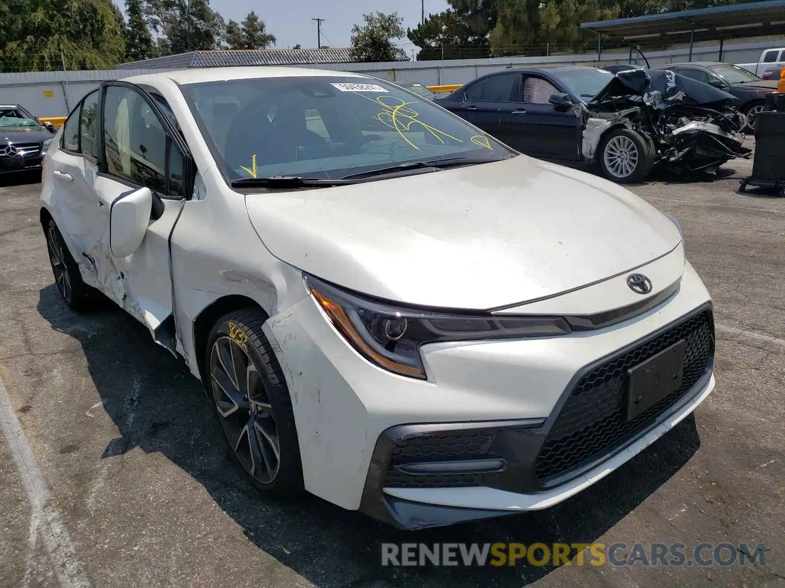 1 Photograph of a damaged car JTDS4MCE7MJ074642 TOYOTA COROLLA 2021