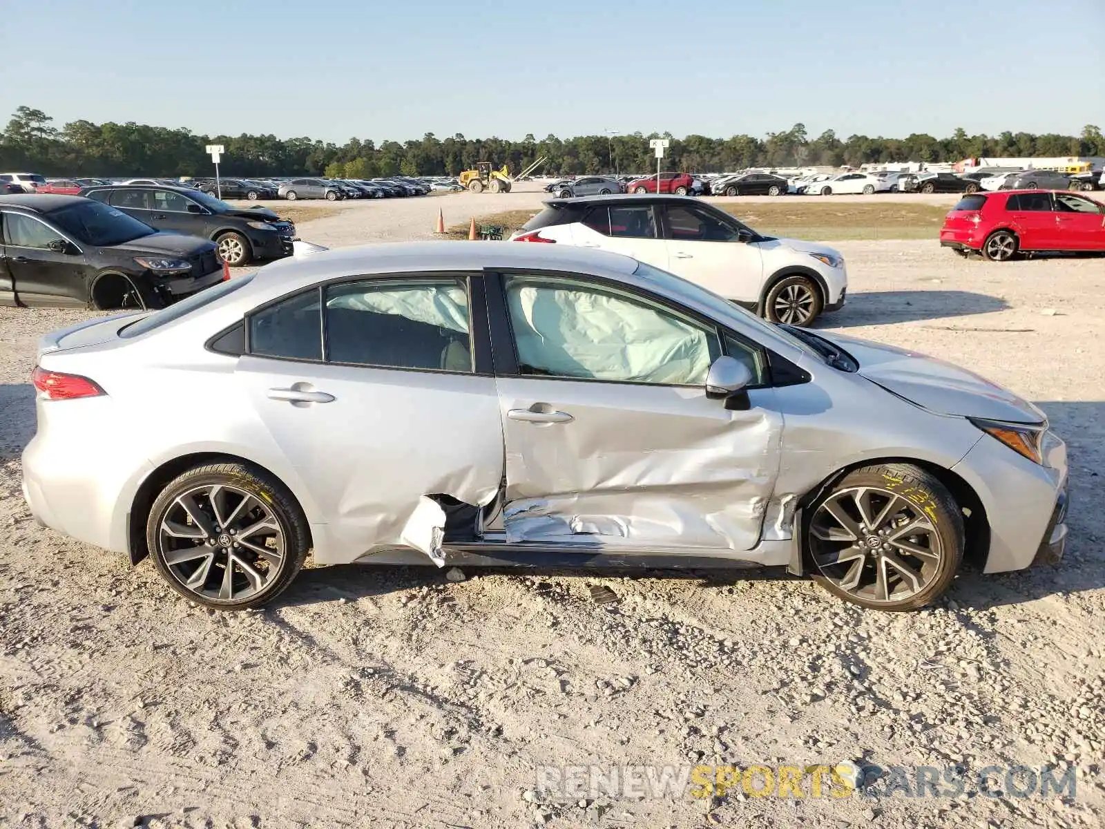 9 Photograph of a damaged car JTDS4MCEXMJ056572 TOYOTA COROLLA 2021