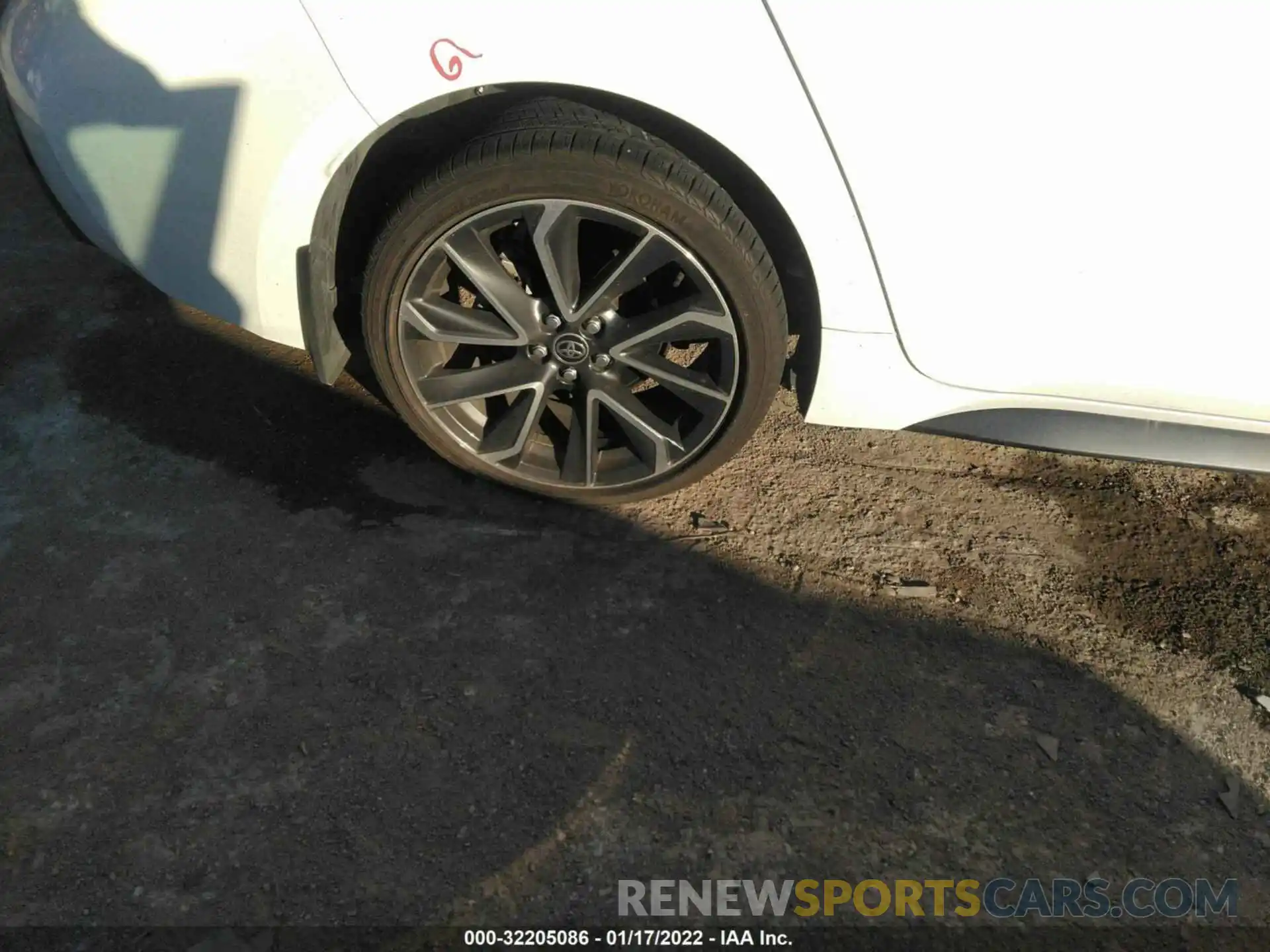 15 Photograph of a damaged car JTDS4MCEXMJ064154 TOYOTA COROLLA 2021