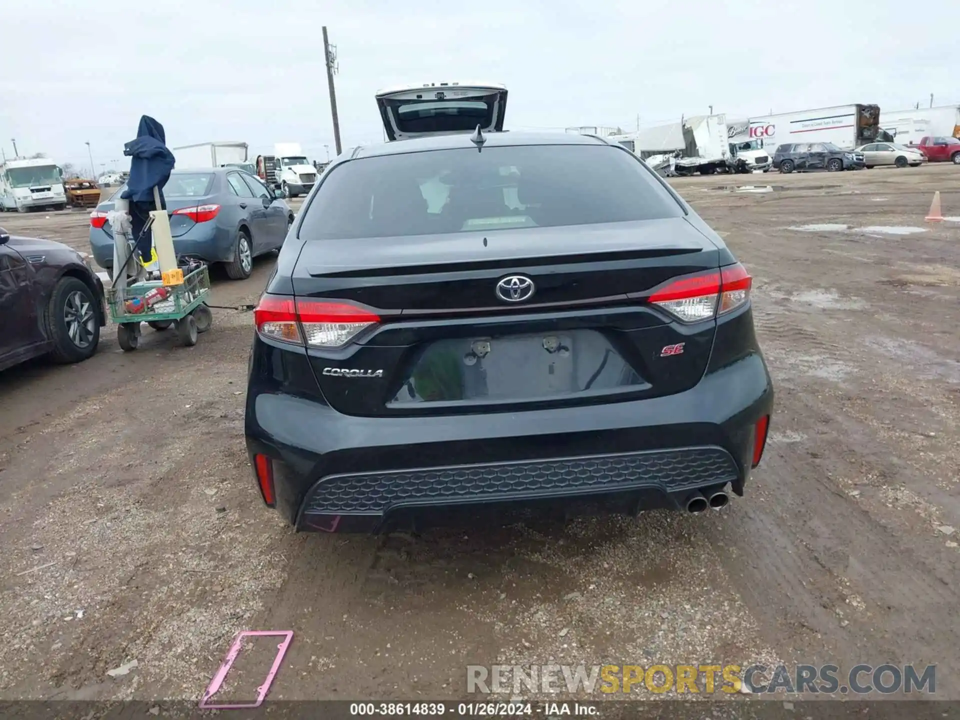 17 Photograph of a damaged car JTDS4MCEXMJ066860 TOYOTA COROLLA 2021