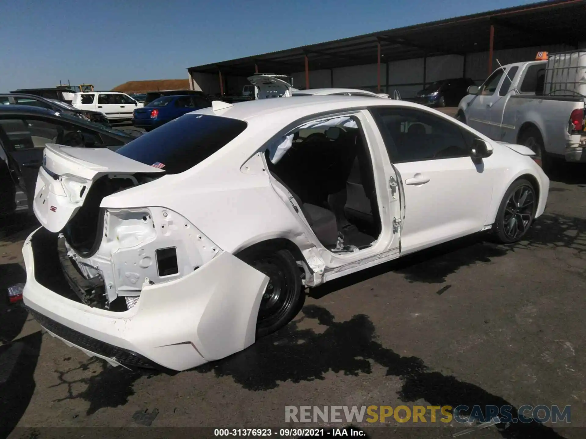 4 Photograph of a damaged car JTDS4MCEXMJ067877 TOYOTA COROLLA 2021